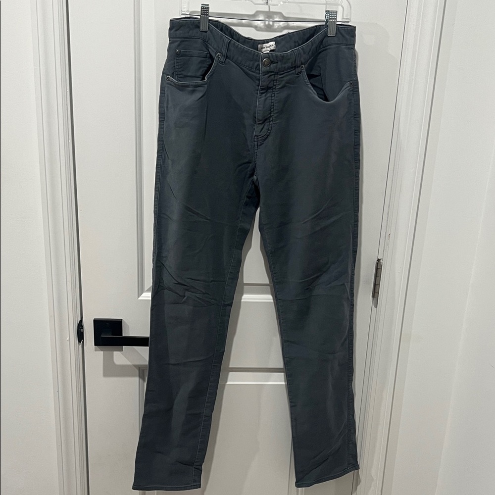 Peter Millar Men's Slim Straight Gray Jeans Size 34